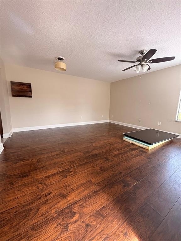 2534 Leeward Way - Photo 1