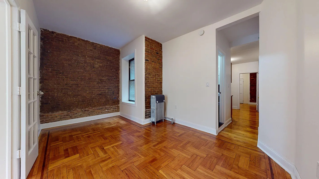 229 East 12th Street - Photo 2