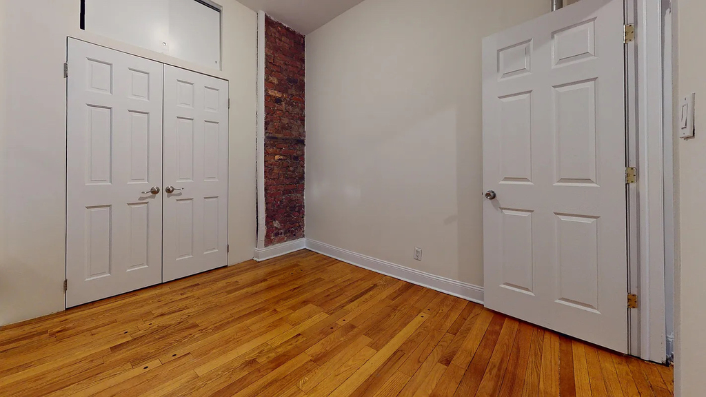 229 East 12th Street - Photo 8
