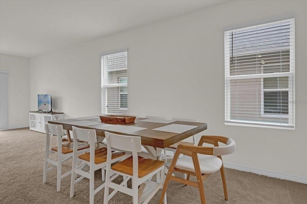 1444 Berry Lane - Photo 2