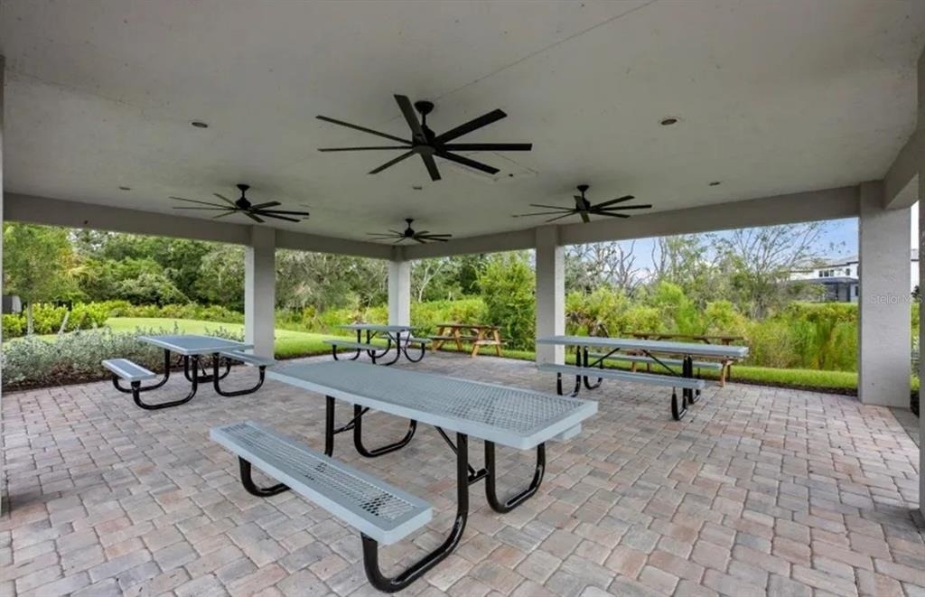 6052 Baywood Court - Photo 24