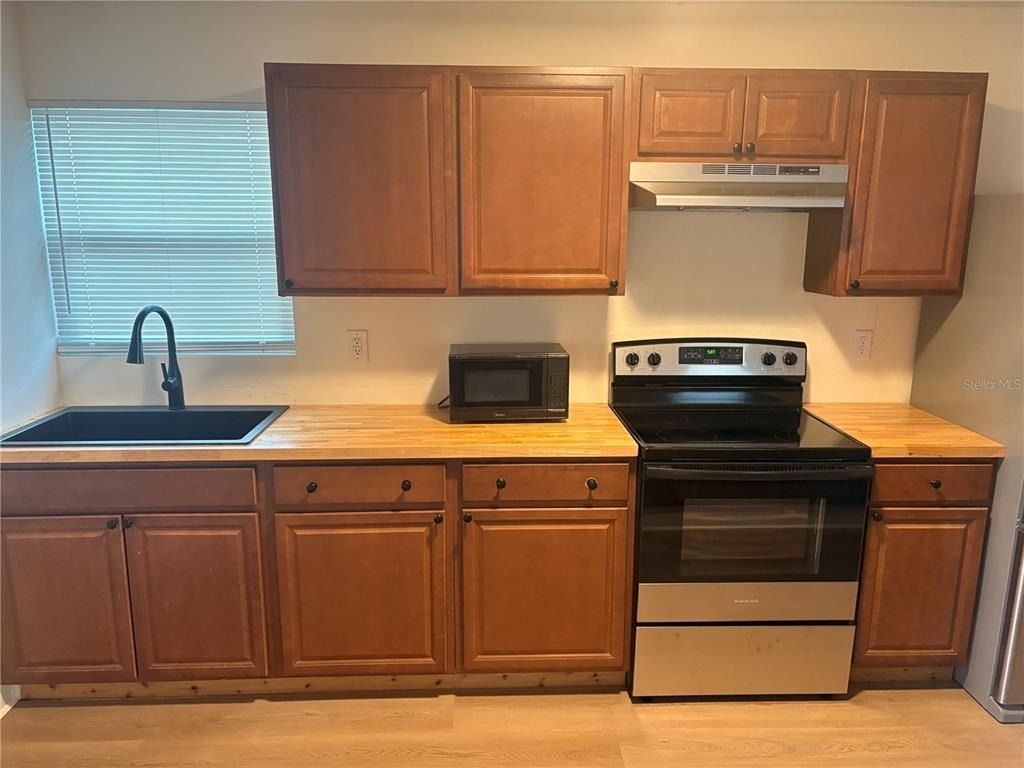 1100 Jamela Drive - Photo 18