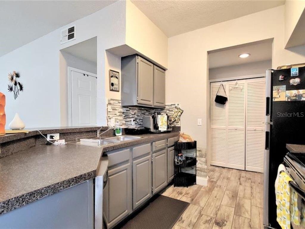 6025 Westgate Drive - Photo 9