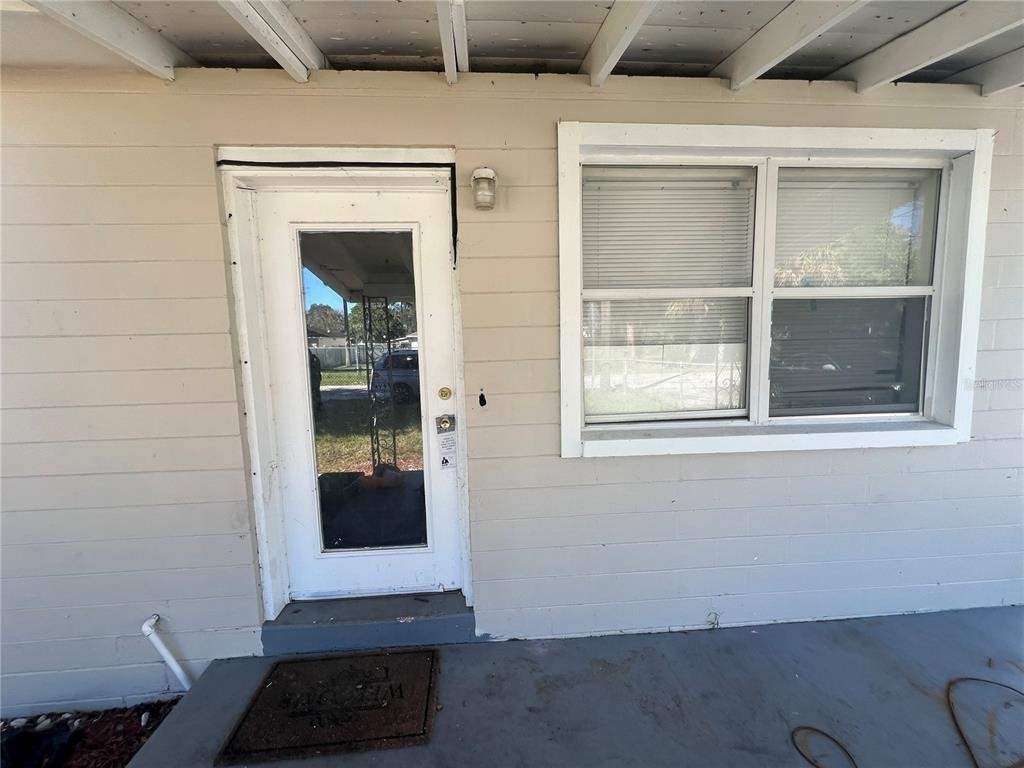 536 Ruth Street - Photo 0