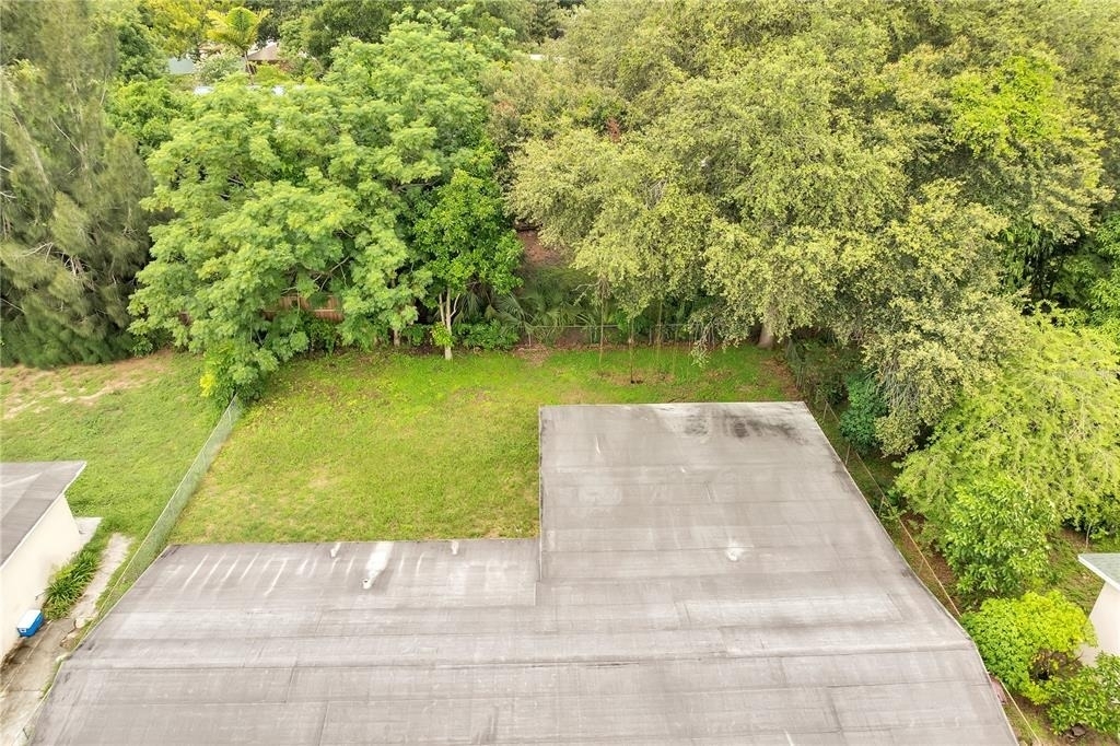 1040 San Luis Drive - Photo 33