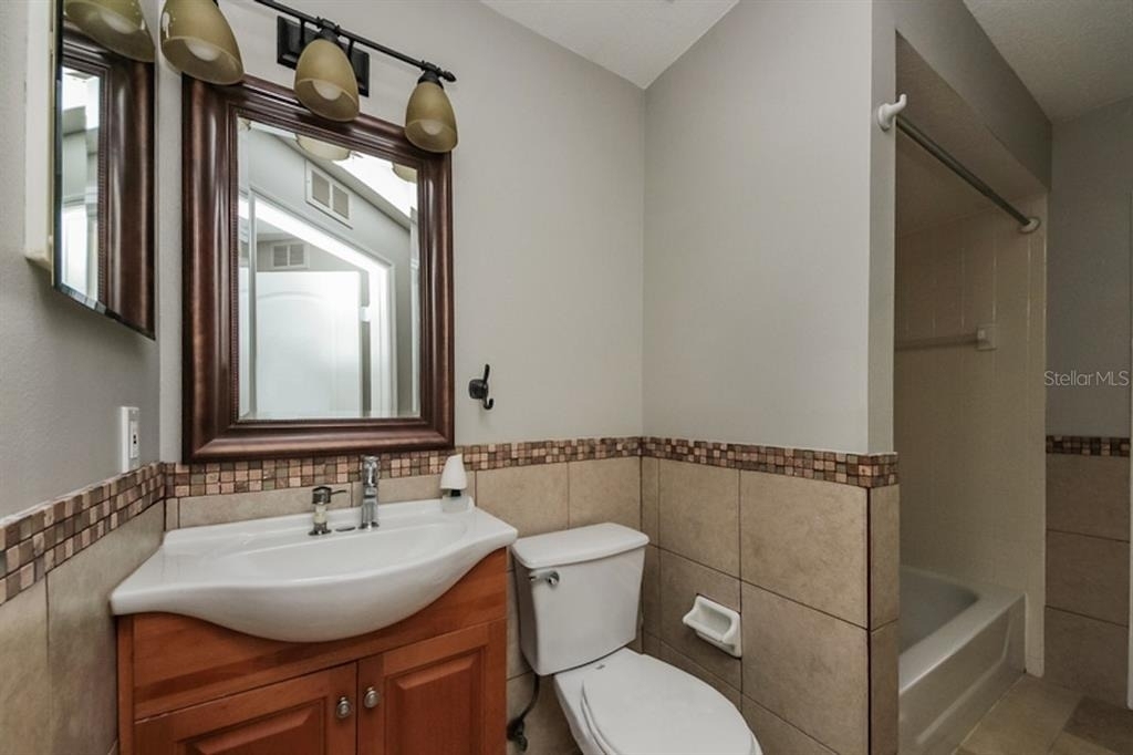 637 Regency Way - Photo 12