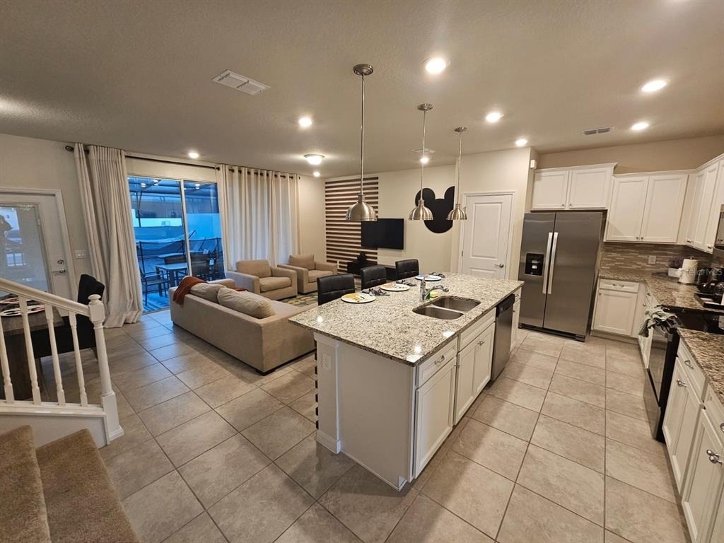 3942 Lana Avenue - Photo 2