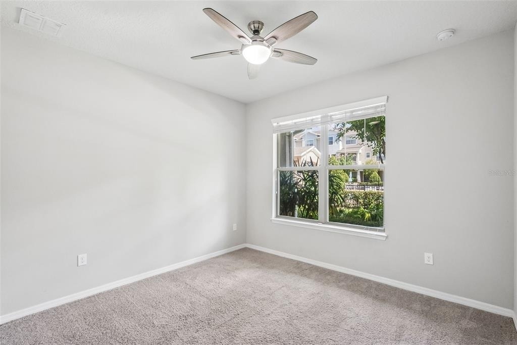 588 Piazza Point - Photo 9