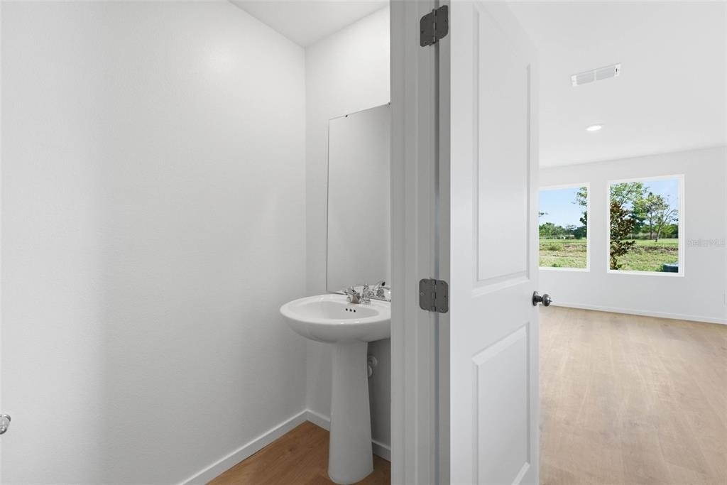 1557 Plank Place - Photo 7