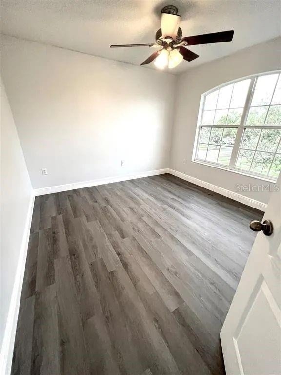 12946 Grovehurst Avenue - Photo 6