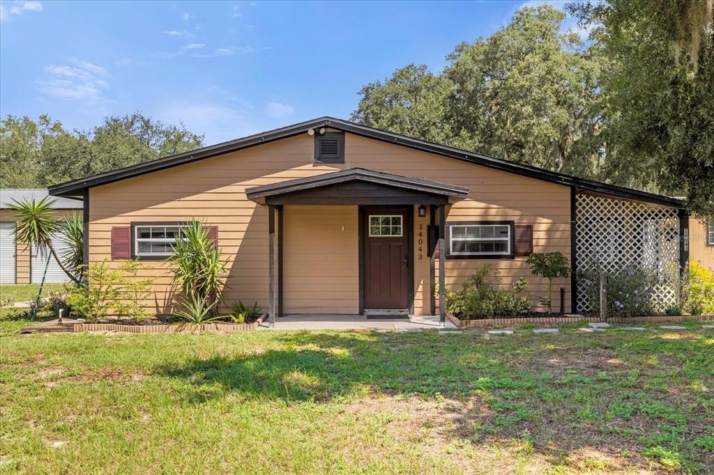 14043 Tennessee Avenue - Photo 0
