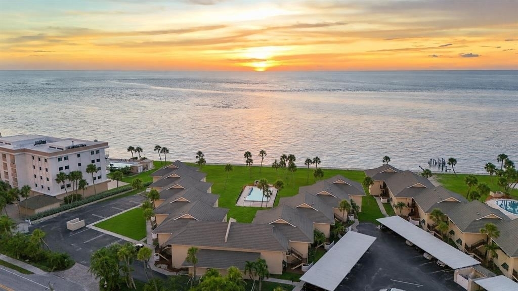 4660 Ocean Boulevard - Photo 2