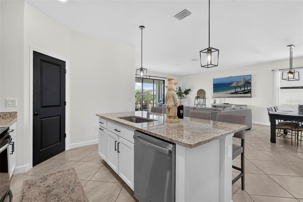 15522 Islandwalk Avenue - Photo 12