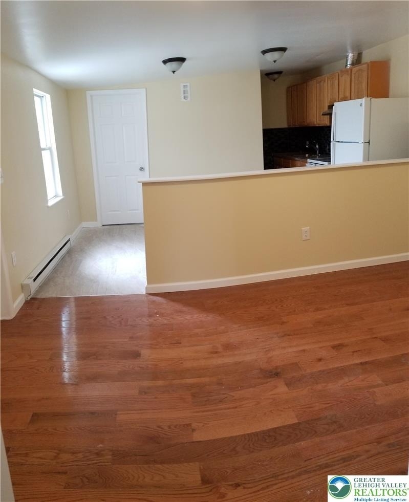 102 E Susquehanna Street - Photo 4