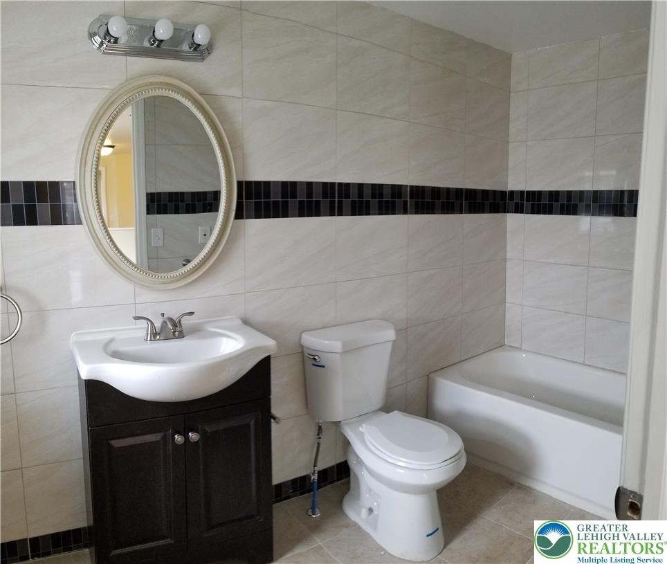 102 E Susquehanna Street - Photo 9