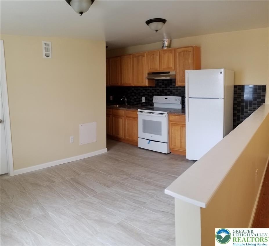 102 E Susquehanna Street - Photo 5