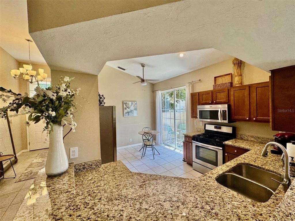 7330 Kensington Court - Photo 7