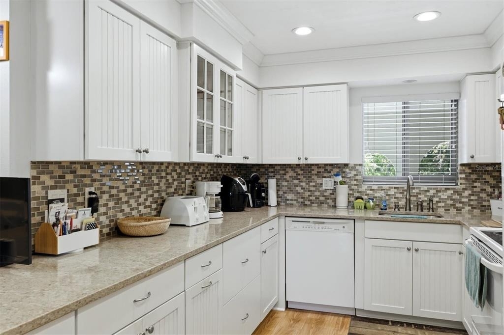 1707 Southwood Street - Photo 3