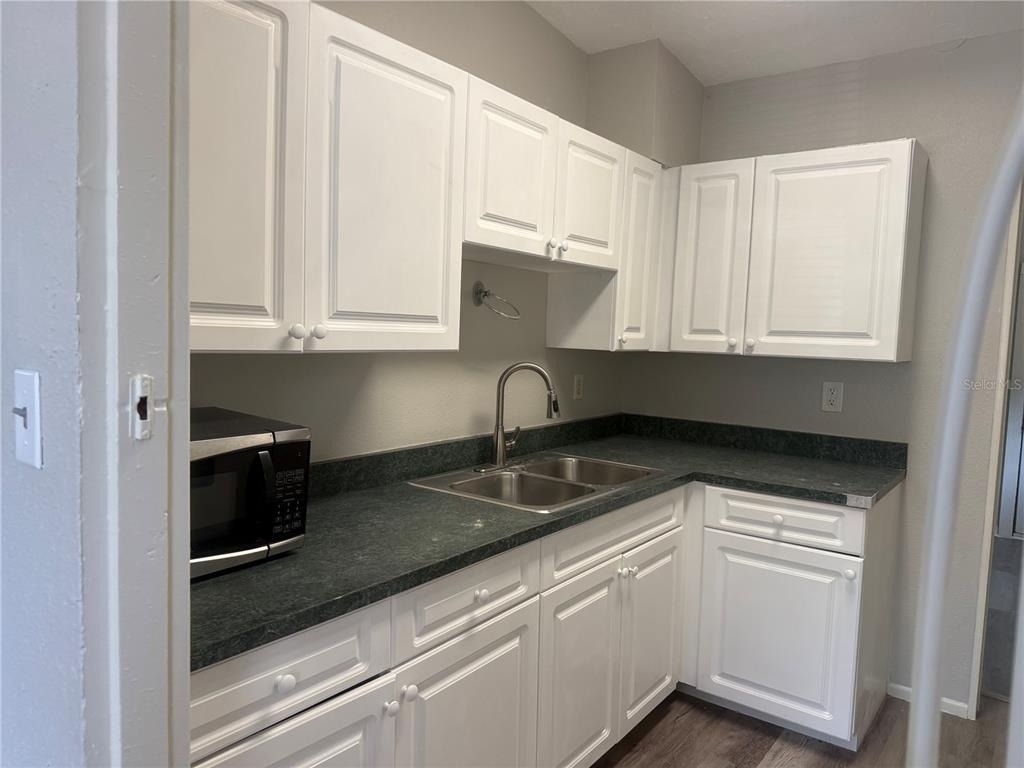 2425 Dixie Avenue - Photo 22