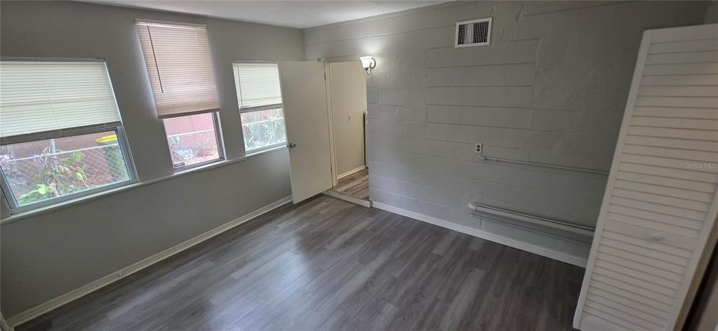 2425 Dixie Avenue - Photo 5