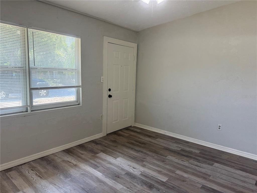 2425 Dixie Avenue - Photo 19