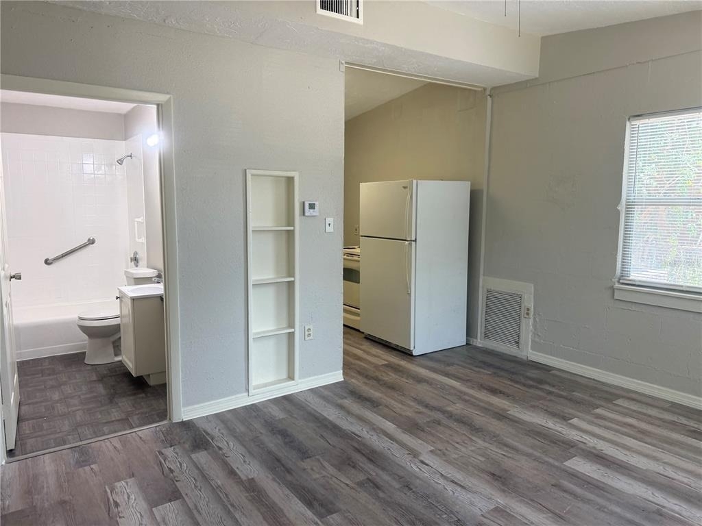 2425 Dixie Avenue - Photo 20