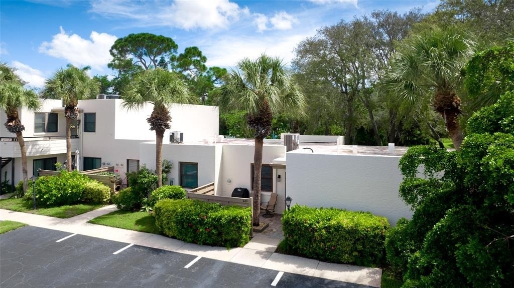 401 Palm Tree Drive - Photo 32