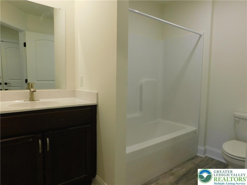 1549 Burkhardt Street - Photo 21
