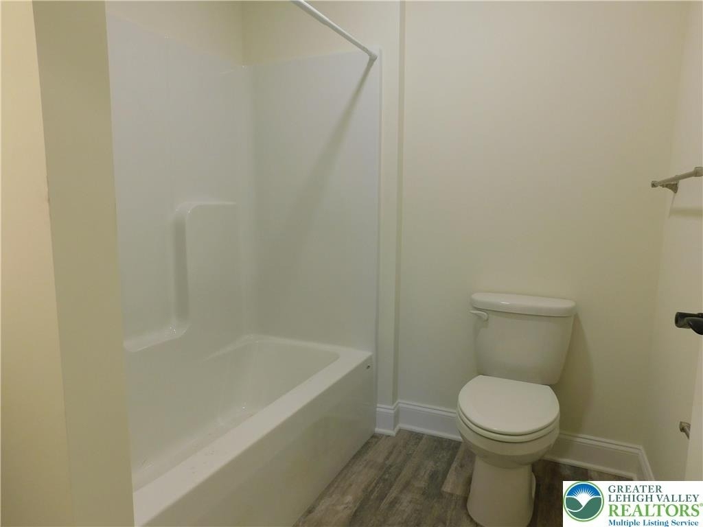1549 Burkhardt Street - Photo 22