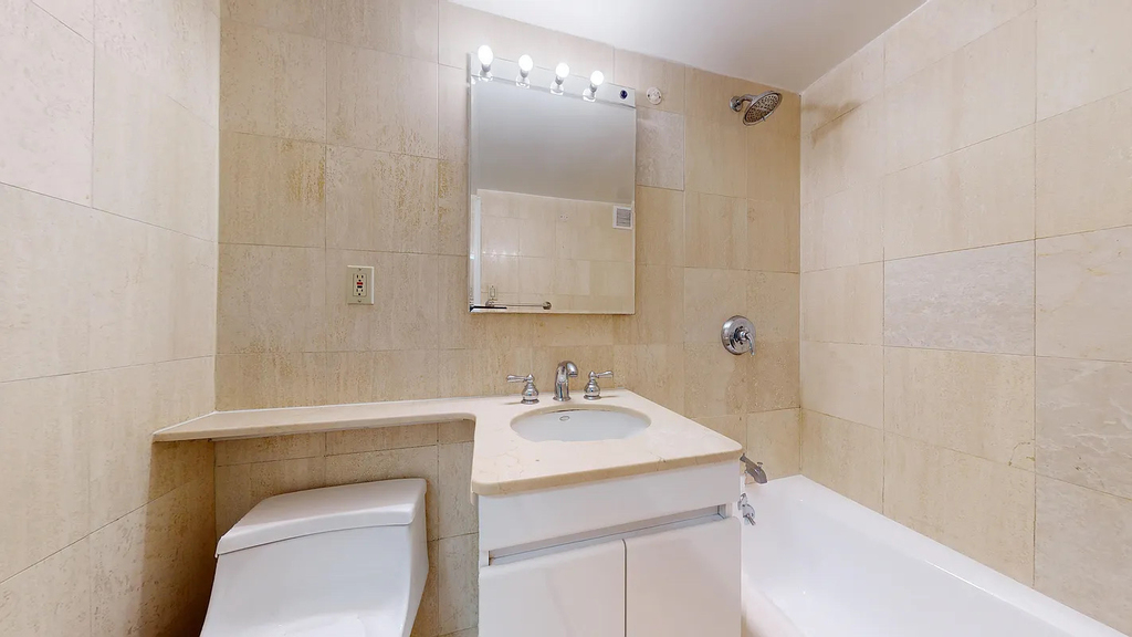220 East 63rd Street - Photo 7