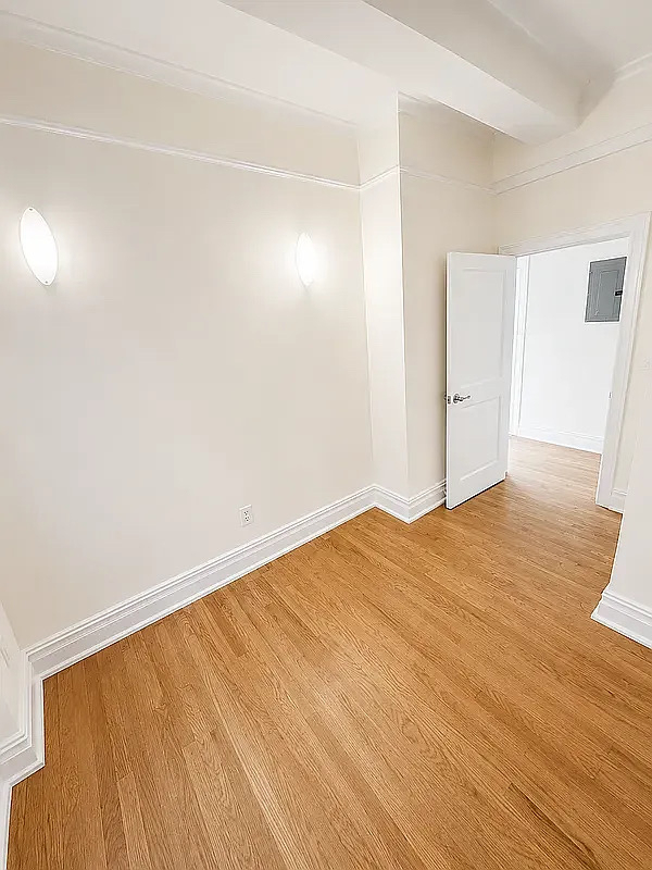 166 2nd Avenue - Photo 3