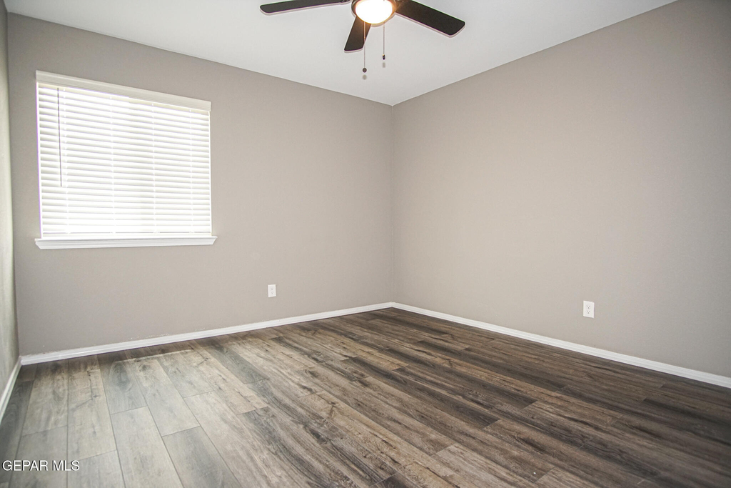 1077 Indigo Sky Street - Photo 28