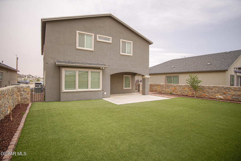 1077 Indigo Sky Street - Photo 34