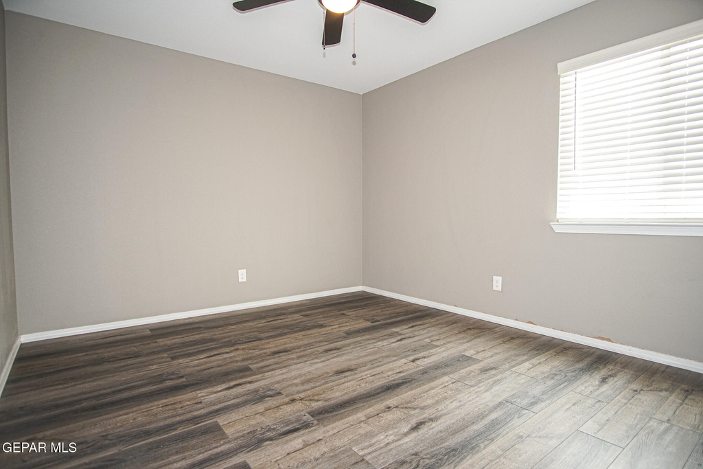 1077 Indigo Sky Street - Photo 24