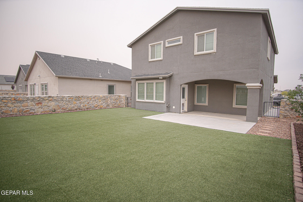 1077 Indigo Sky Street - Photo 33