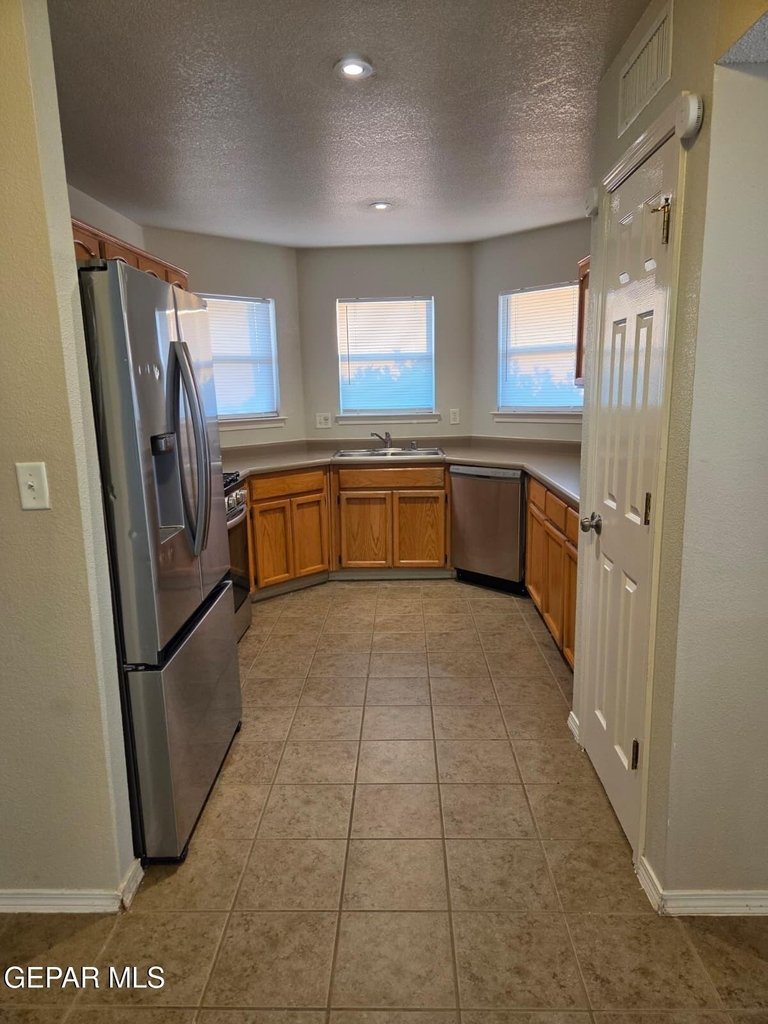 2988 Tierra Cortez Avenue - Photo 1