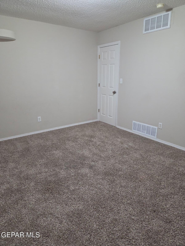 2988 Tierra Cortez Avenue - Photo 17
