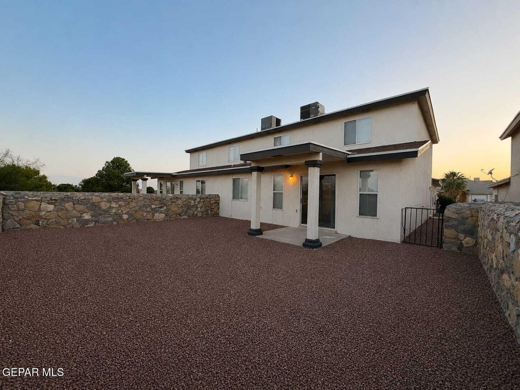 2988 Tierra Cortez Avenue - Photo 24