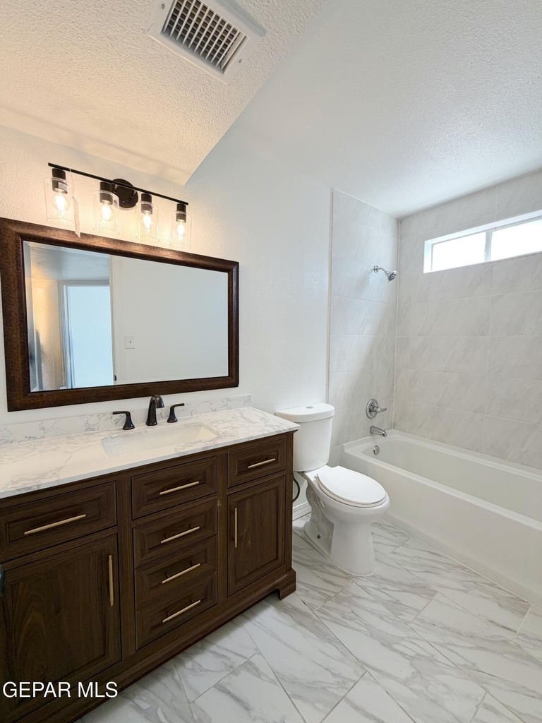 1924 Sun Tide Drive - Photo 9