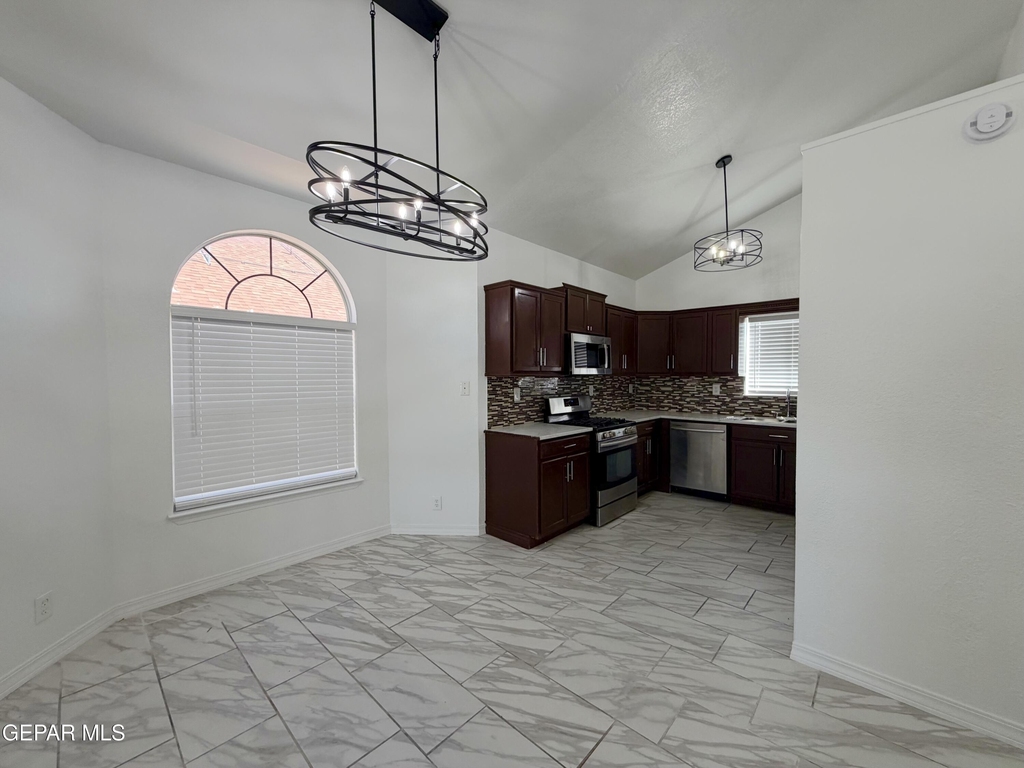 1924 Sun Tide Drive - Photo 14