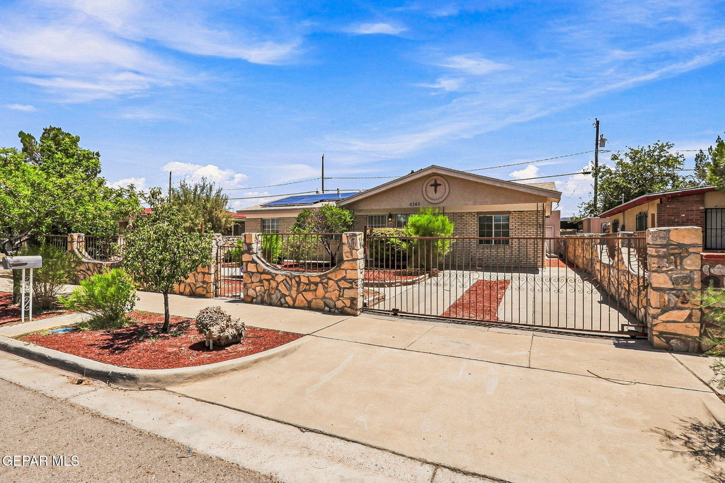 6340 Modesta Street - Photo 2
