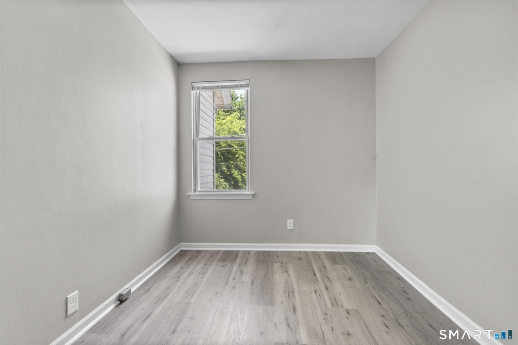 106 Birch Street - Photo 5