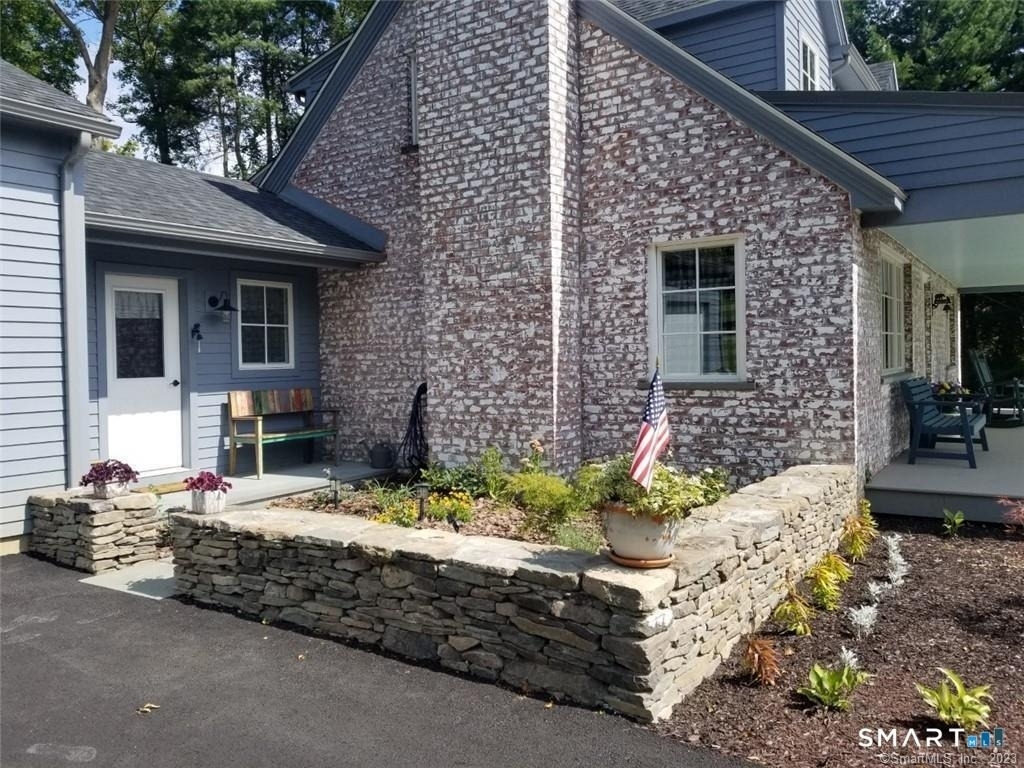 11 Apple Way - Photo 22