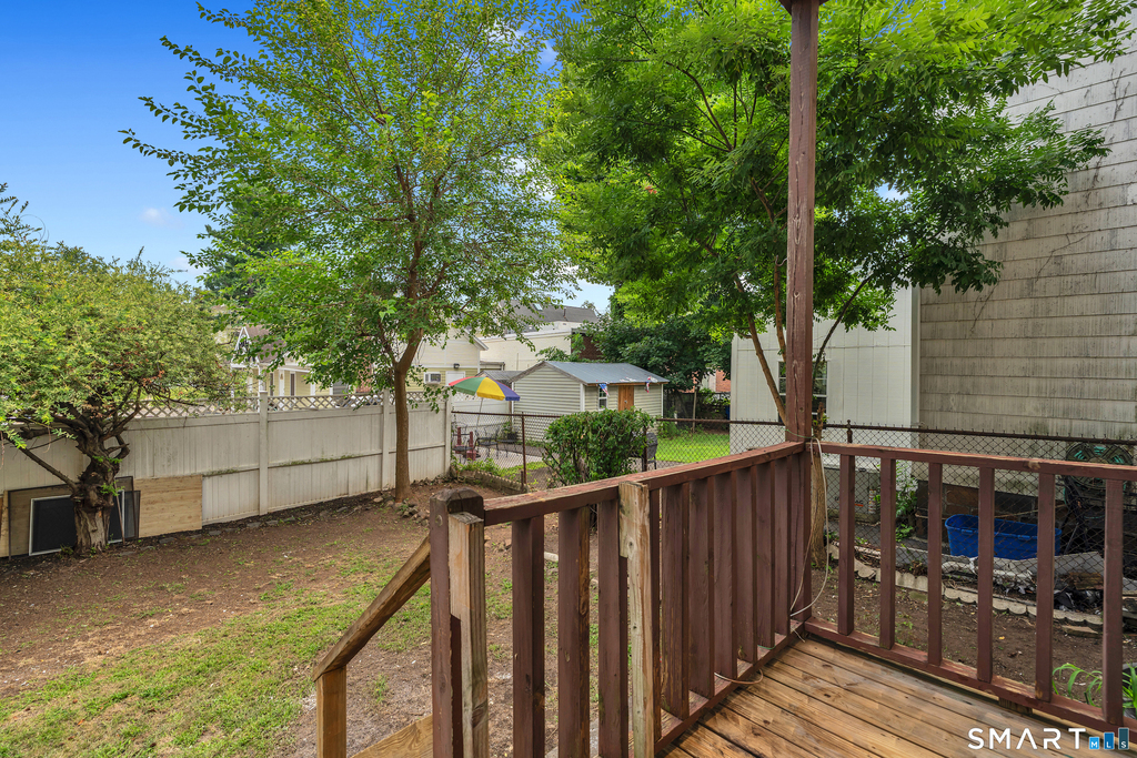 7 University Place - Photo 16