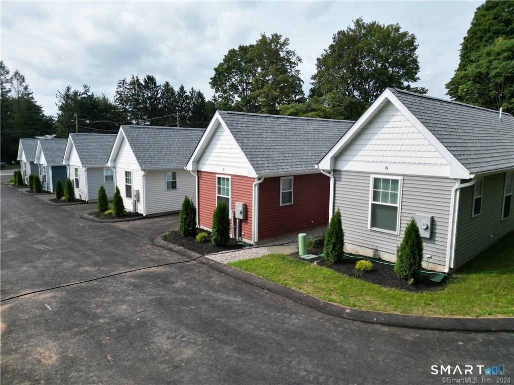 1187 Broad Street - Photo 2