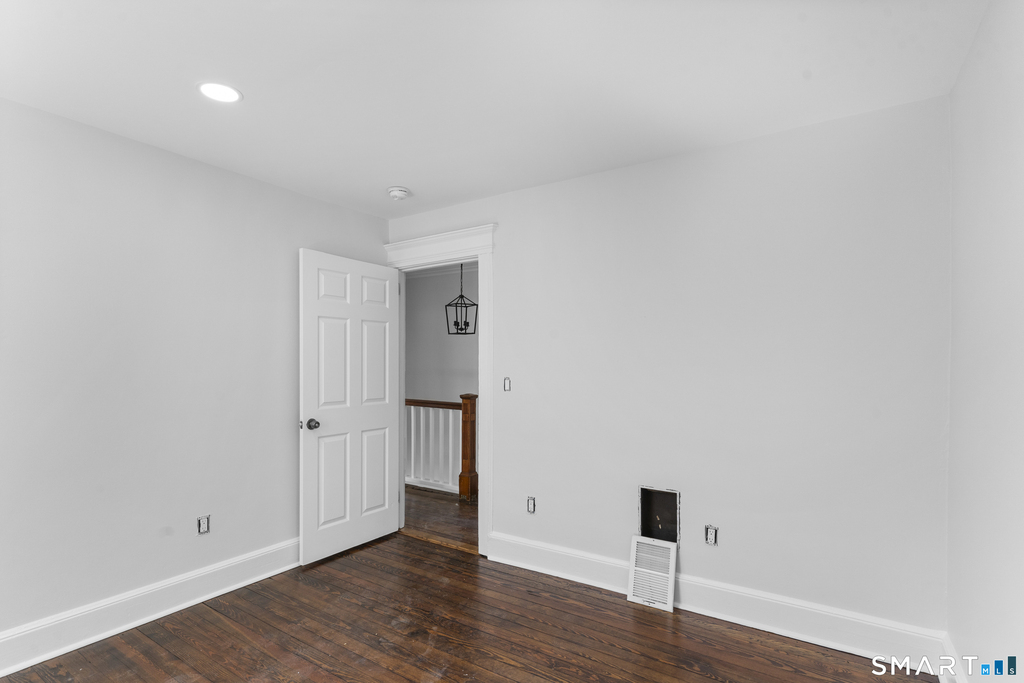 366 Remington Street - Photo 11