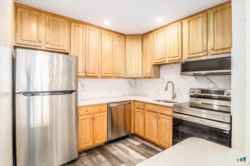 17 Fordyce Court - Photo 3