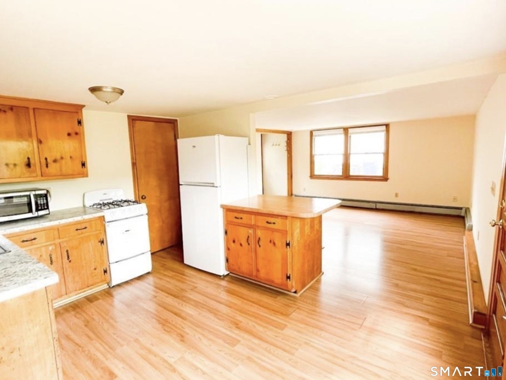 46 Clark Street - Photo 5