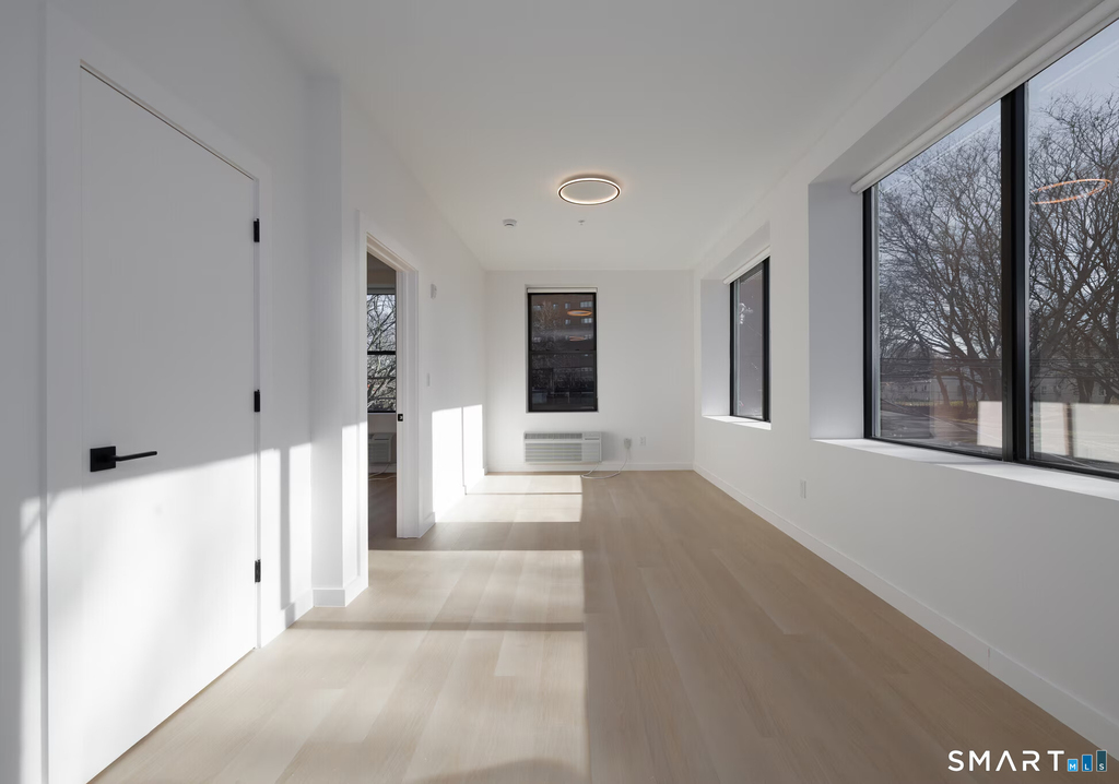 540 Bond Street - Photo 15