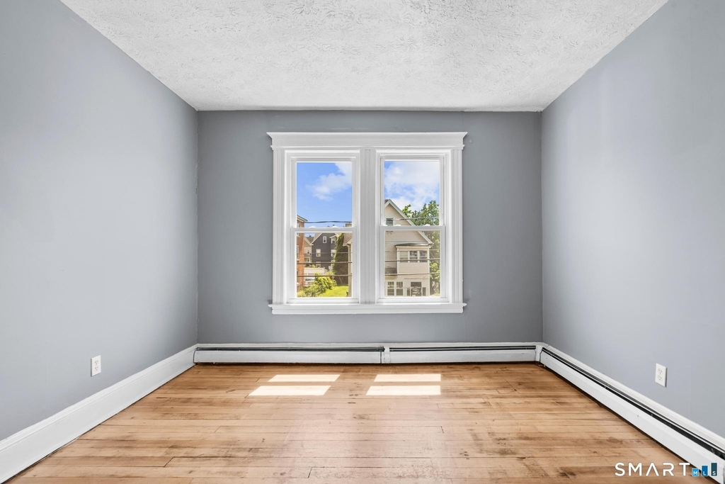 66 Standish Street - Photo 13